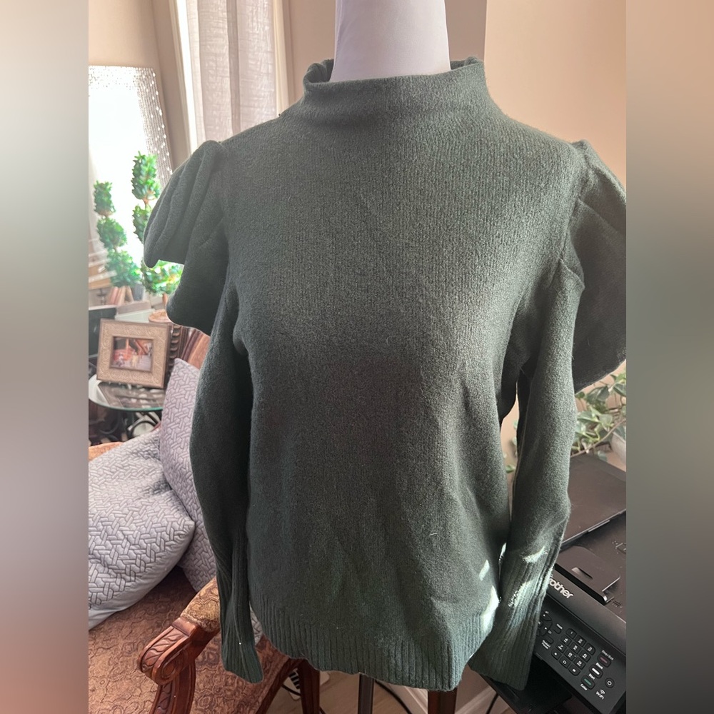 Women’s Sweater Industry, with Ruffle Details in Hunter Green Sz M